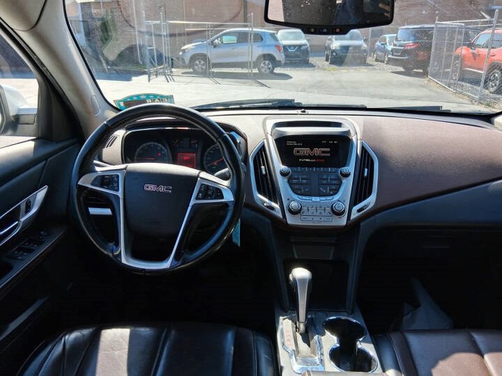 2015 GMC Terrain Image 13