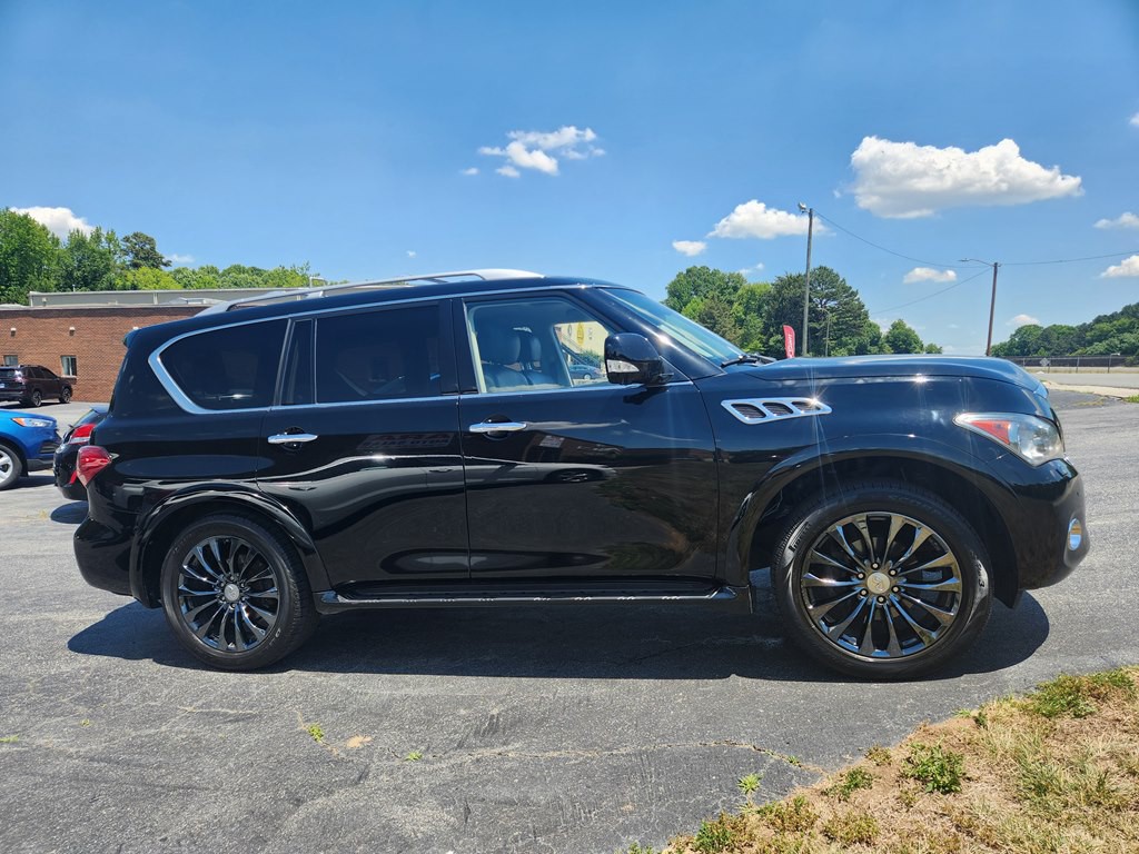 2013 INFINITI QX56 Image 4