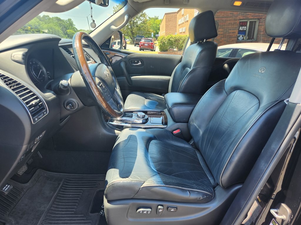 2013 INFINITI QX56 Image 10