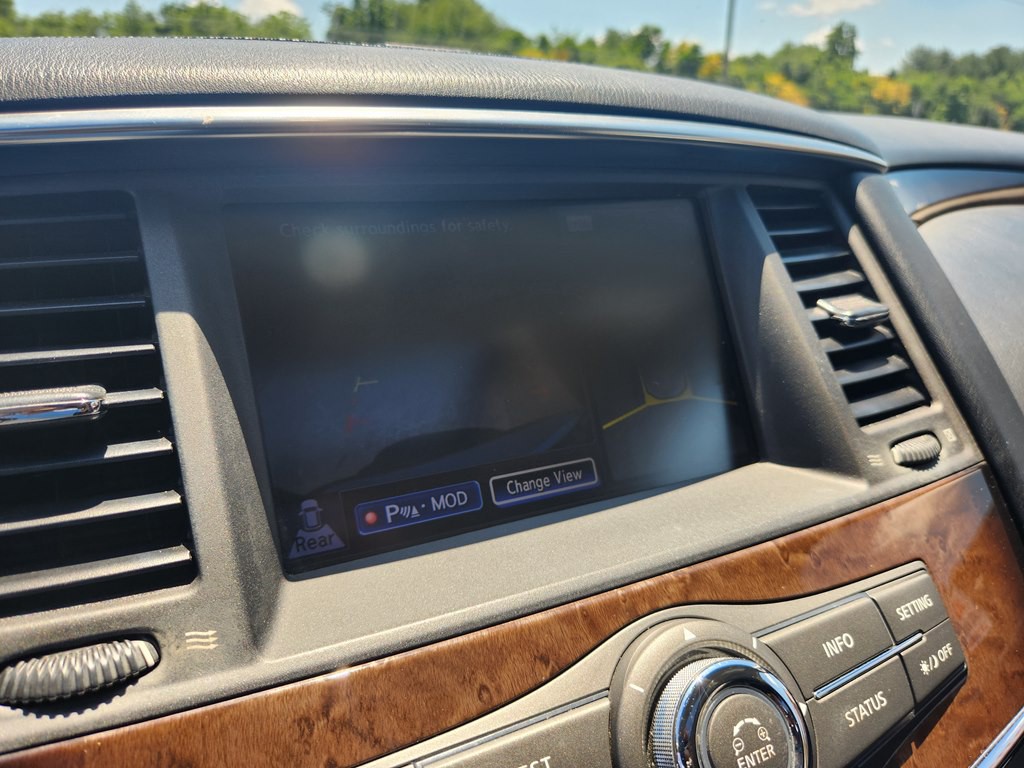 2013 INFINITI QX56 Image 20