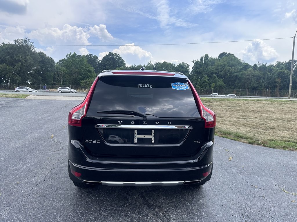 2015 Volvo XC60 Image 4