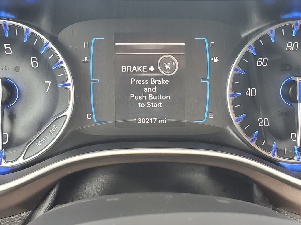 2017 Chrysler Pacifica Image 14