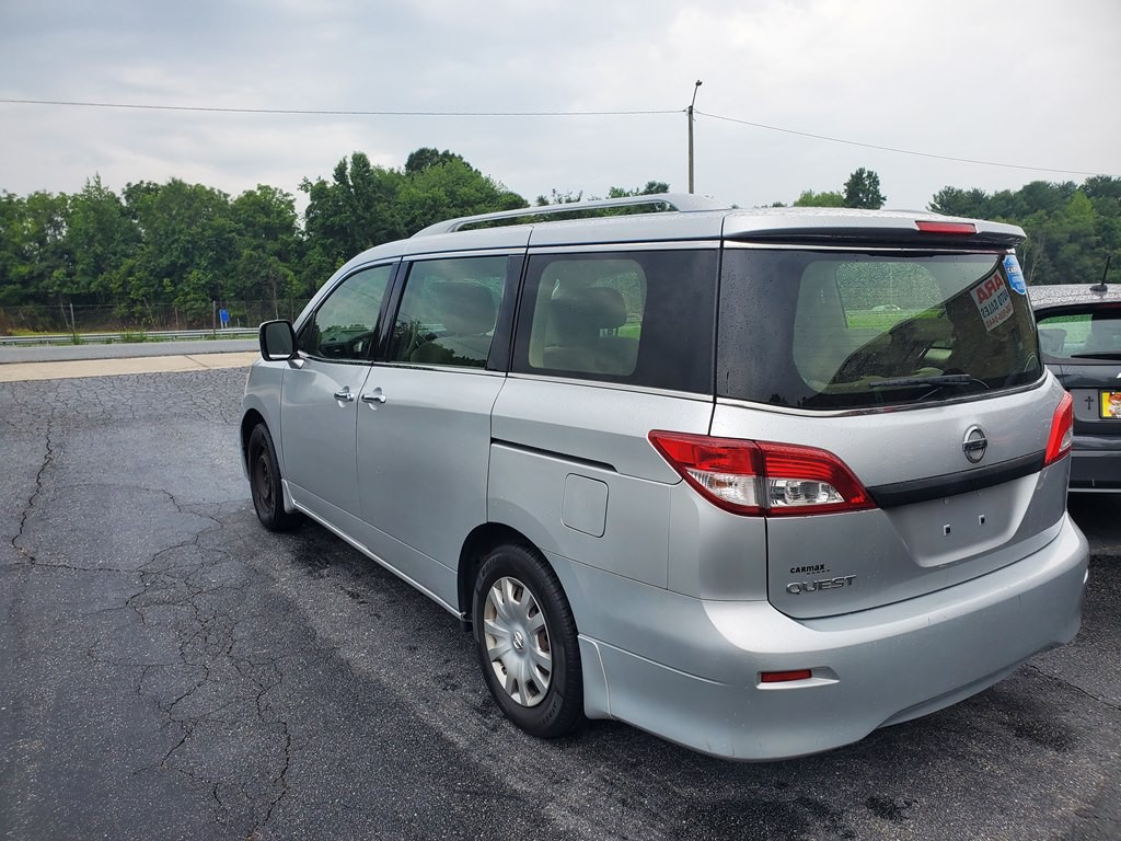 2013 Nissan Quest Image 7