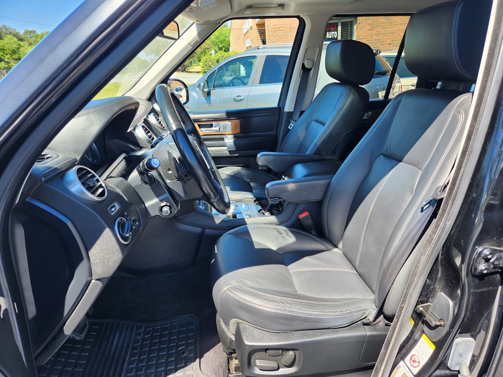 2016 Land Rover LR4 Image 15