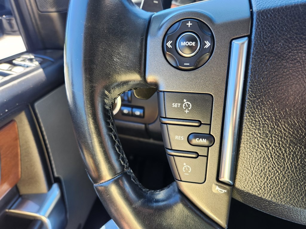 2016 Land Rover LR4 Image 31