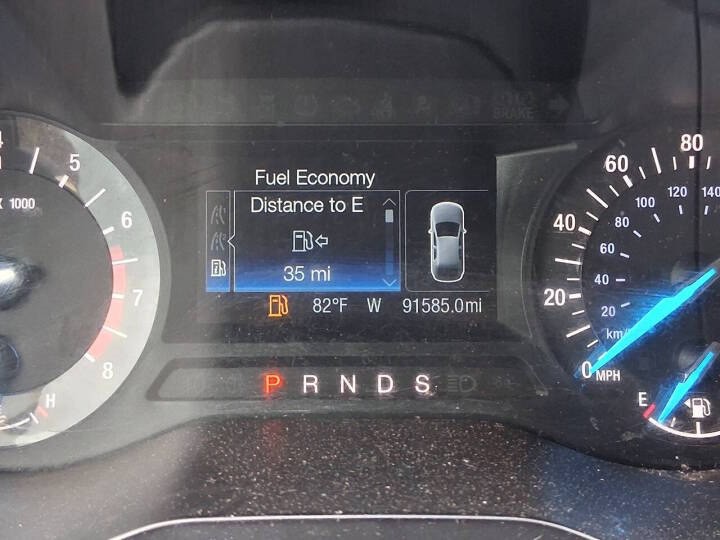 2018 Ford Edge Image 15