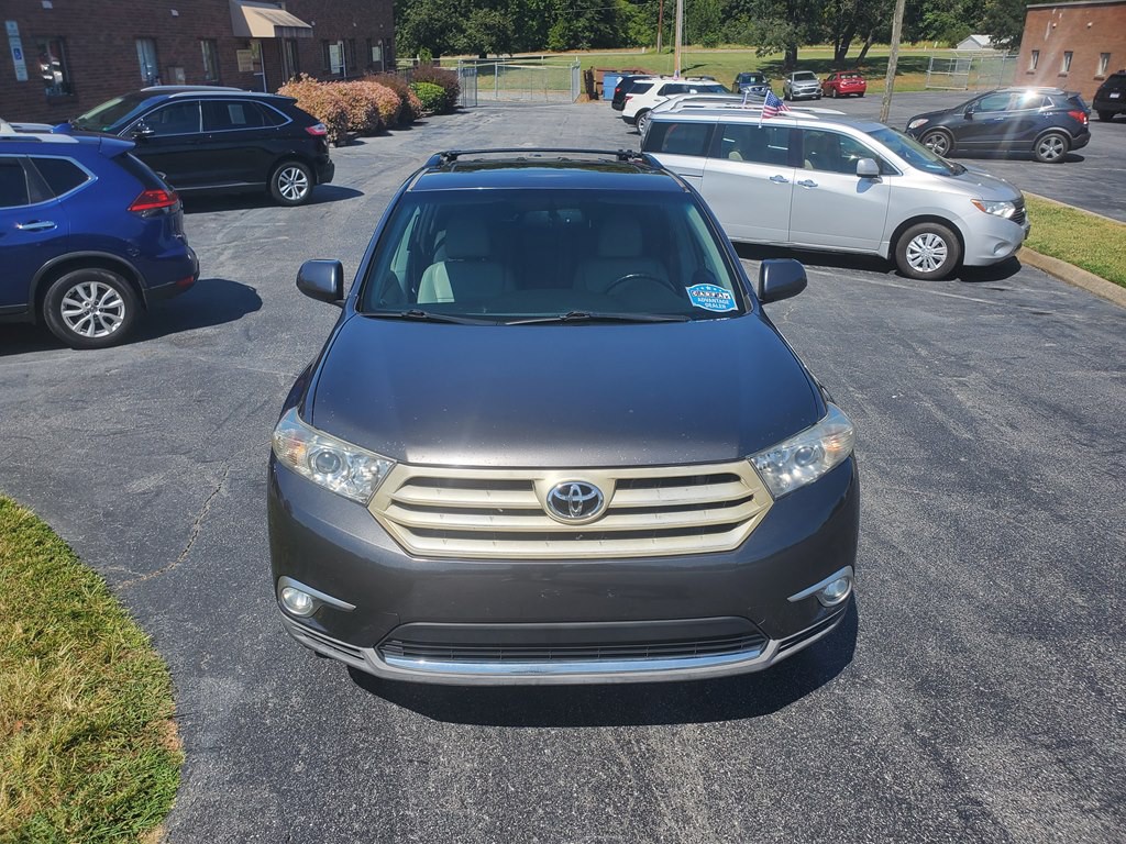 2011 Toyota Highlander Image 2