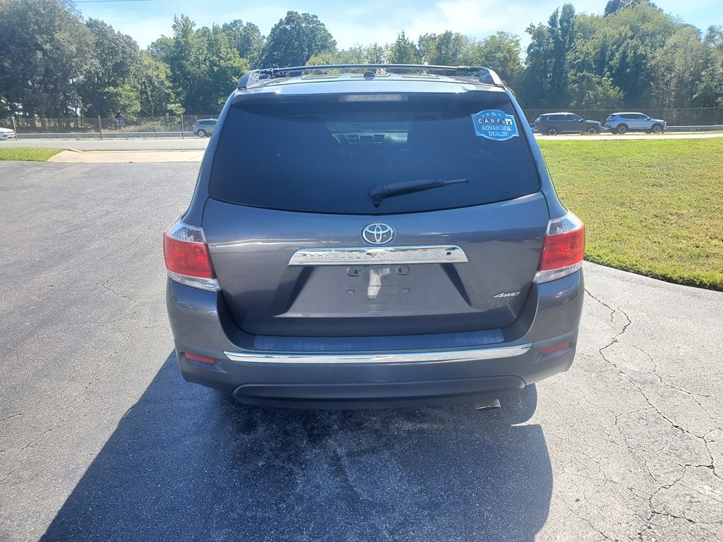2011 Toyota Highlander Image 6