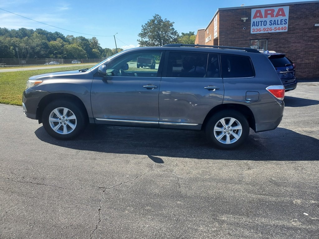 2011 Toyota Highlander Image 8