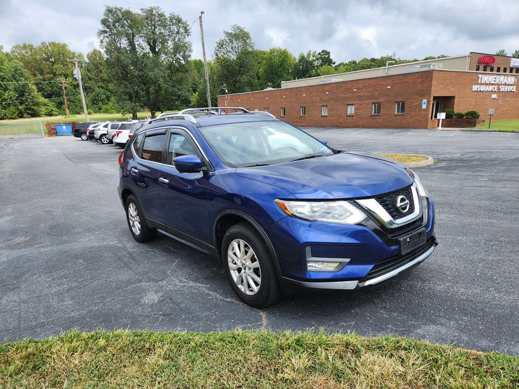 2017 Nissan Rogue Image 3