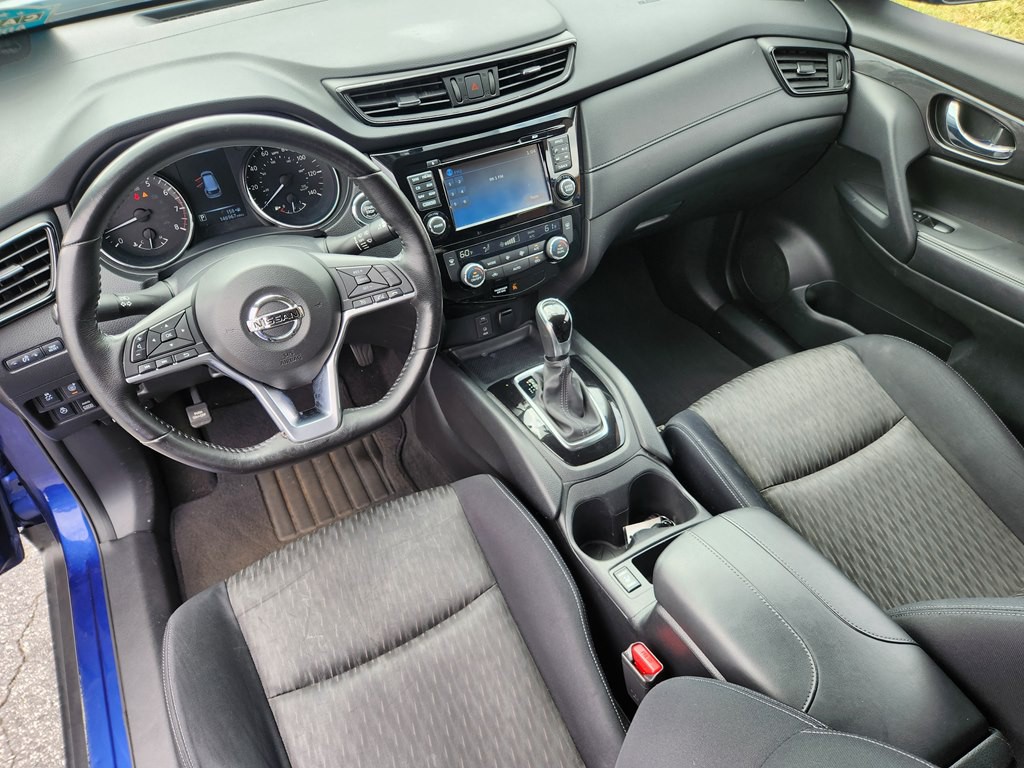 2017 Nissan Rogue Image 13