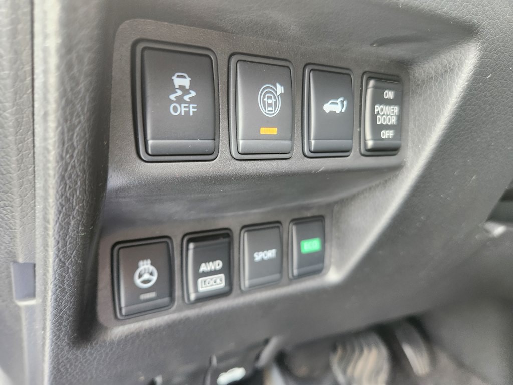 2017 Nissan Rogue Image 15