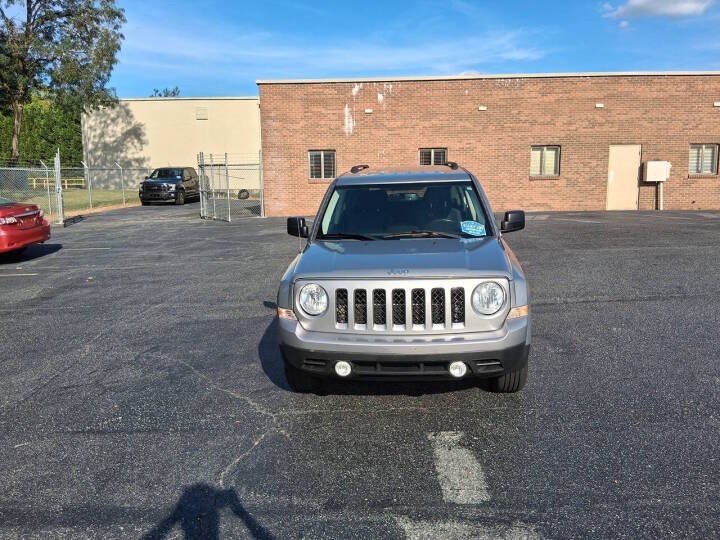 2016 Jeep Patriot Image 2