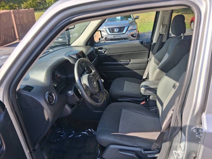 2016 Jeep Patriot Image 9
