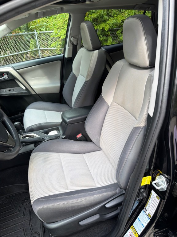 2015 Toyota Rav4 Image 15