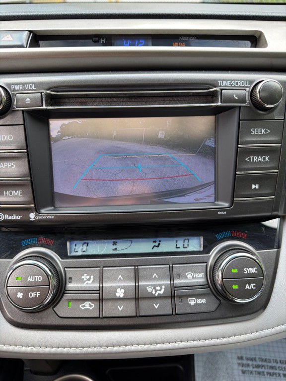 2015 Toyota Rav4 Image 18