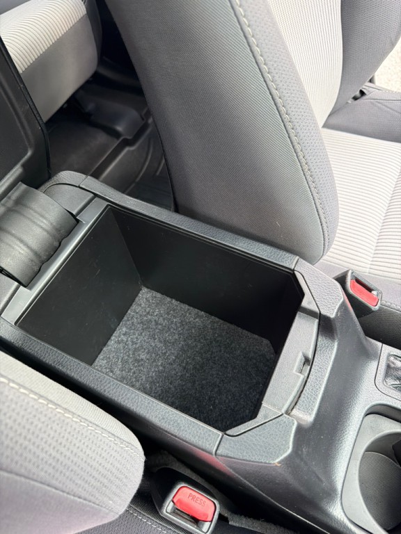 2015 Toyota Rav4 Image 32