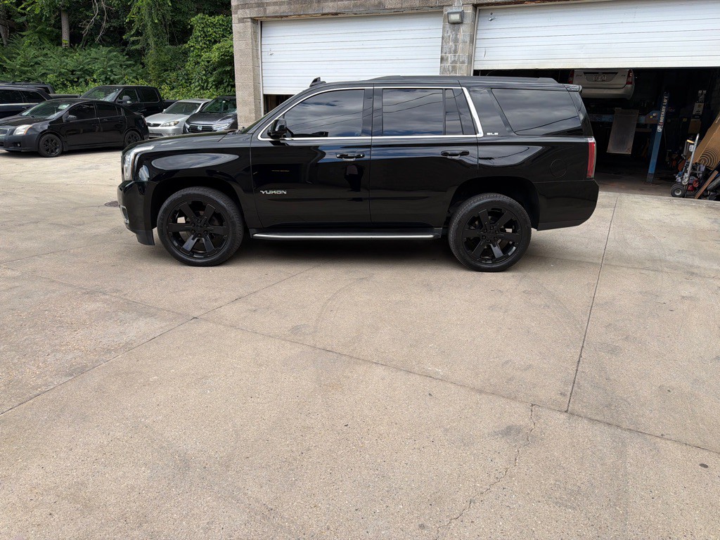 2020 GMC Yukon Image 4