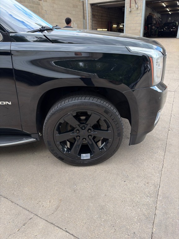 2020 GMC Yukon Image 12