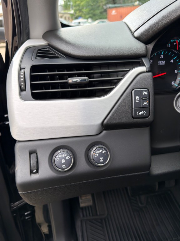 2020 GMC Yukon Image 15