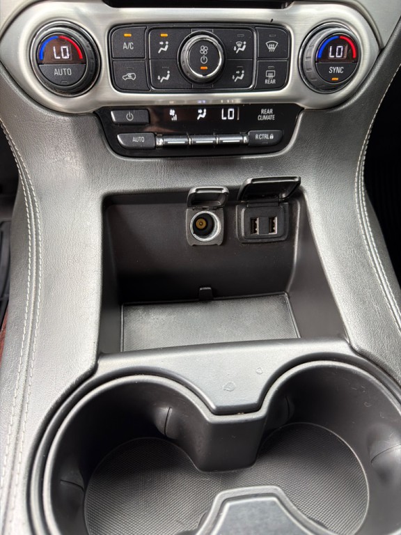 2020 GMC Yukon Image 20