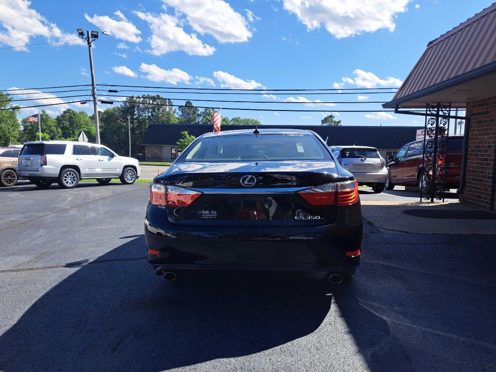 2013 Lexus ES Image 4