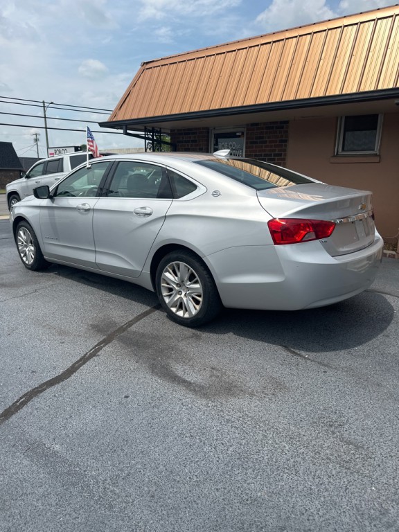 2018 Chevrolet Impala Image 2