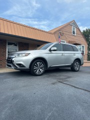 Image for 2020 Mitsubishi Outlander SEL ID: 6717968