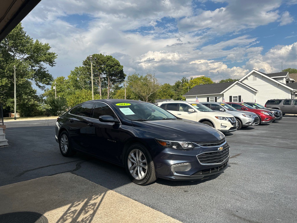 2017 Chevrolet Malibu Image 3