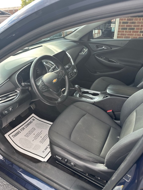 2017 Chevrolet Malibu Image 7