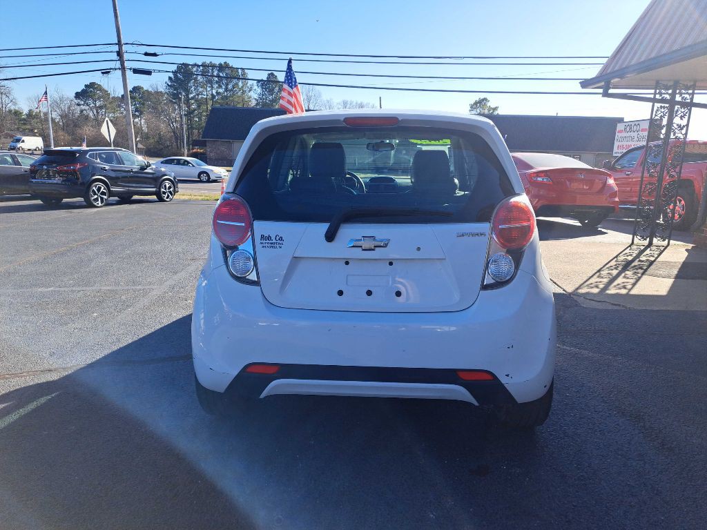 2015 Chevrolet Spark Image 3