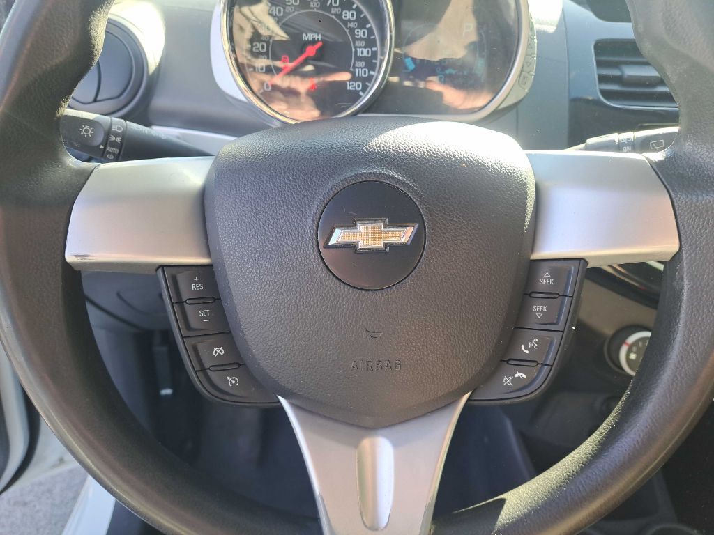 2015 Chevrolet Spark Image 6