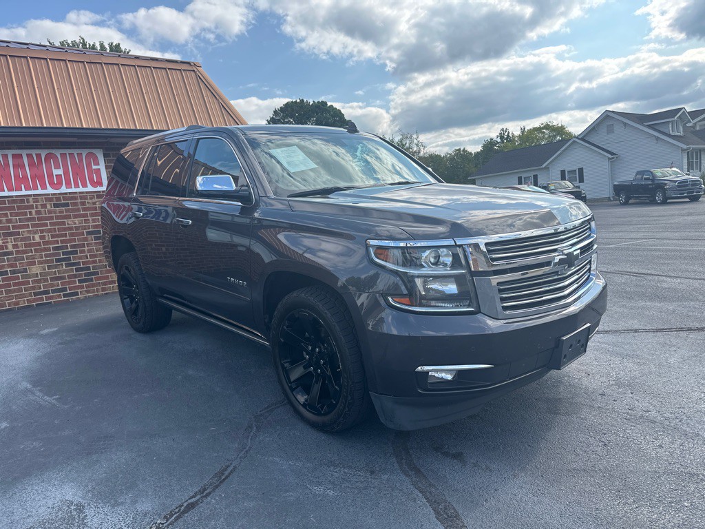 2017 Chevrolet Tahoe Image 3