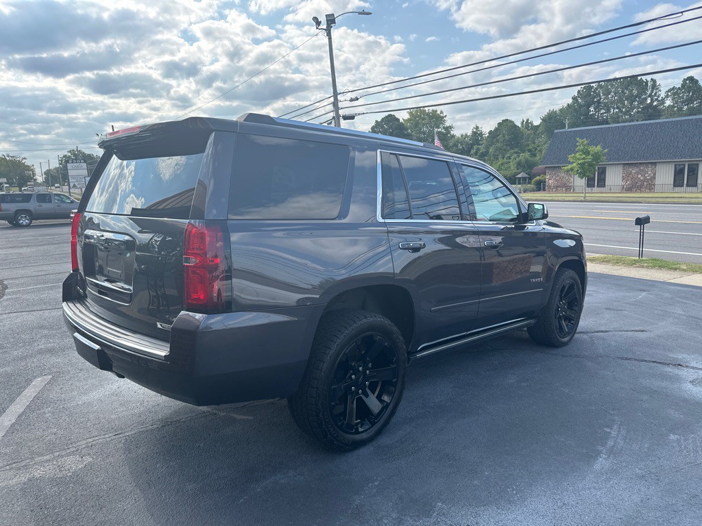 2017 Chevrolet Tahoe Image 4