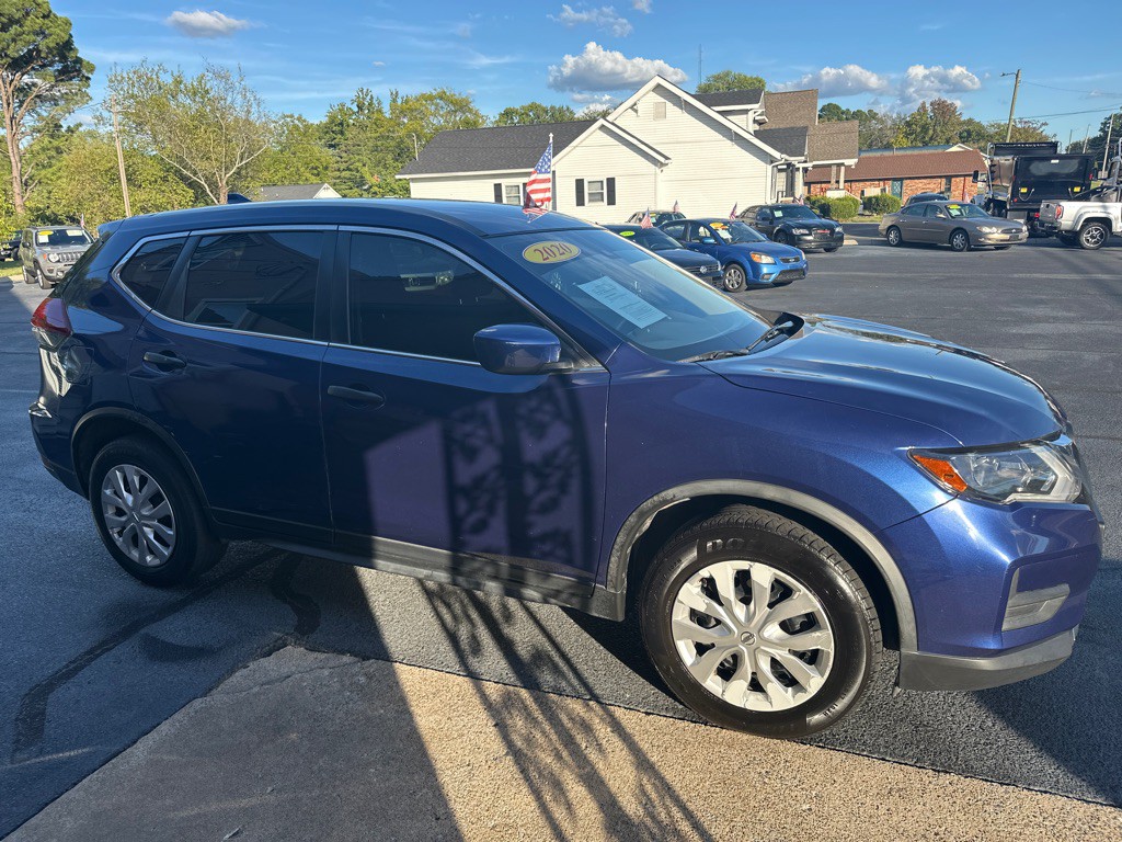 2020 Nissan Rogue Image 4