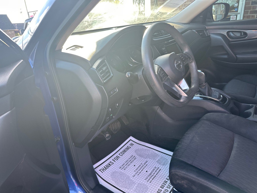 2020 Nissan Rogue Image 6