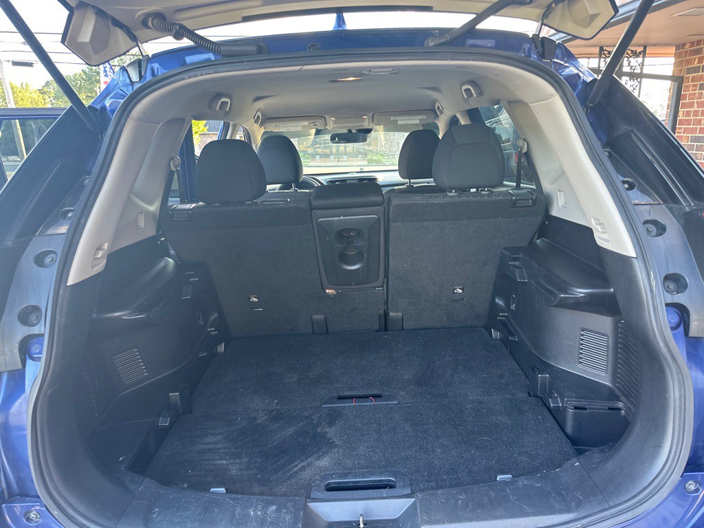 2020 Nissan Rogue Image 8