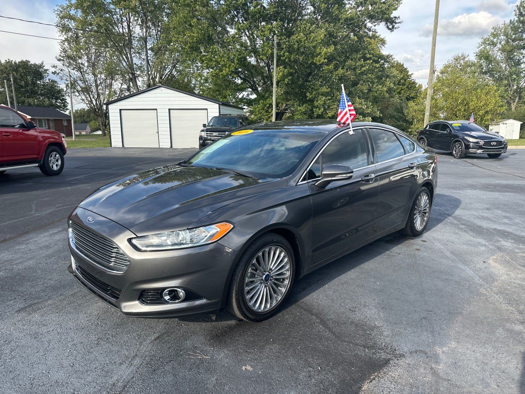2016 Ford Fusion Image 2