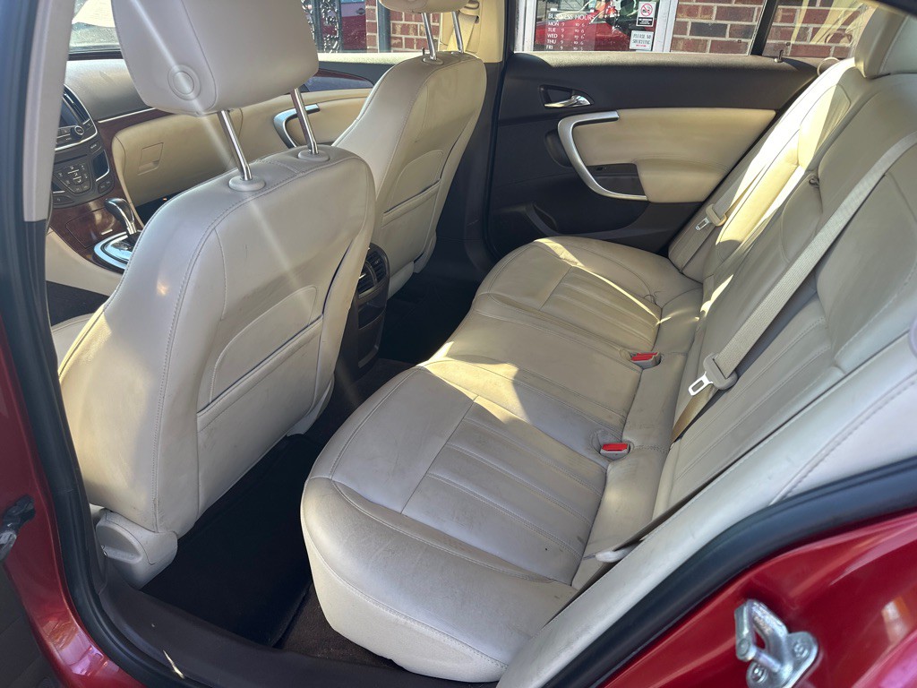 2014 Buick Regal Image 5