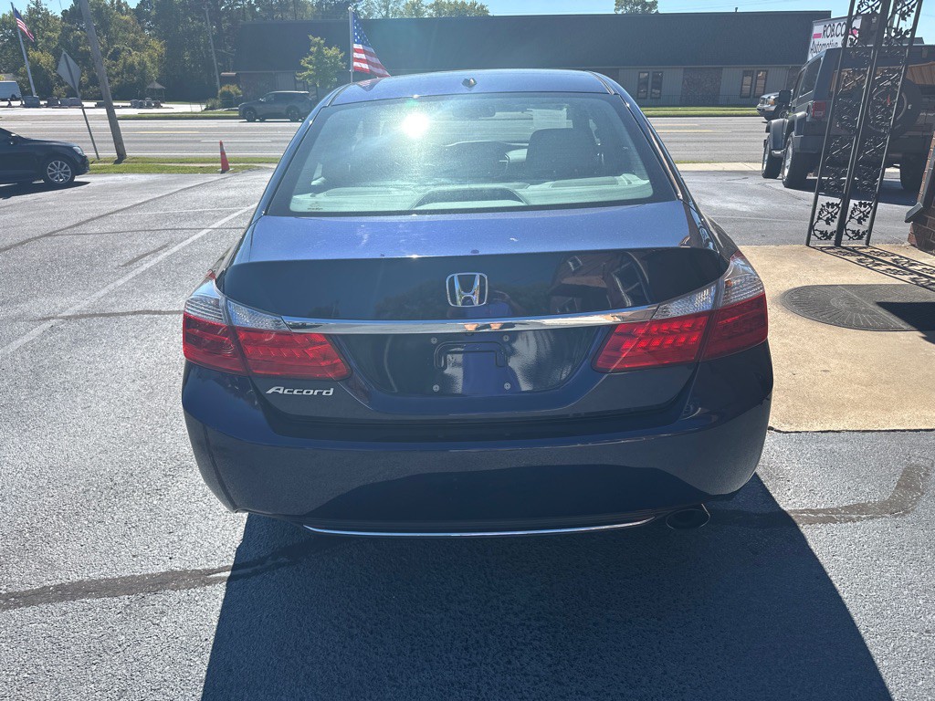 2015 Honda Accord Image 5