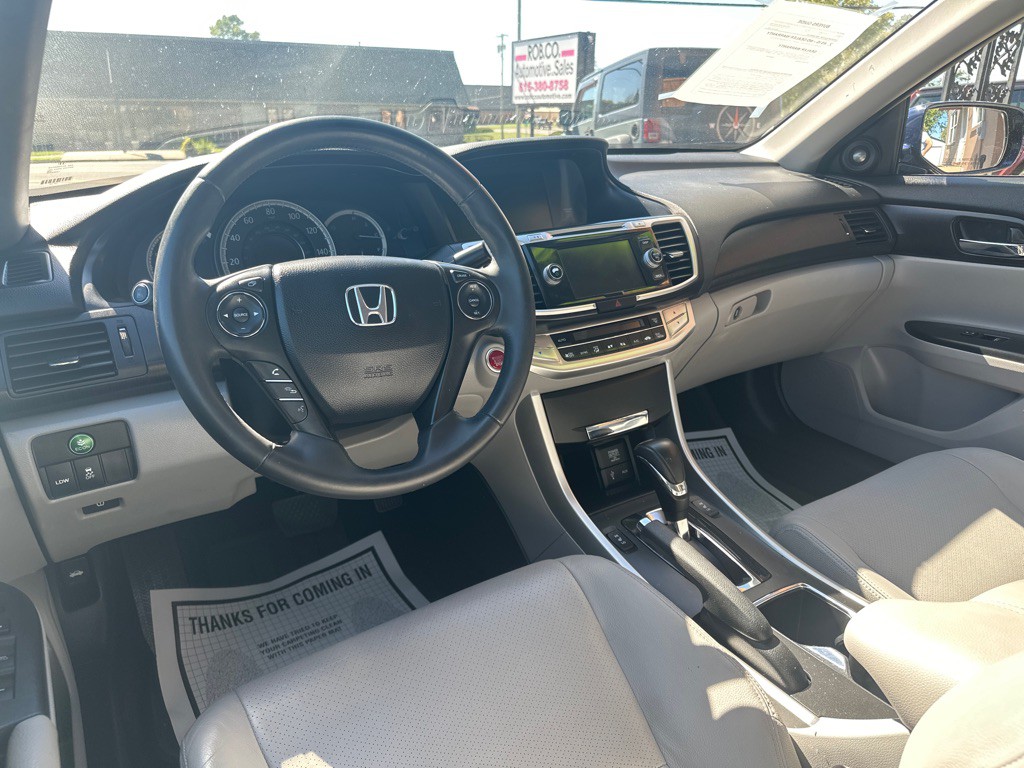 2015 Honda Accord Image 8