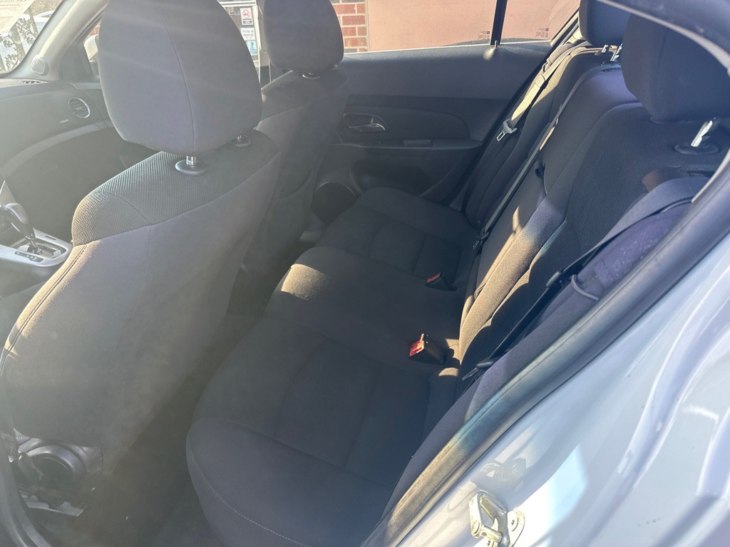 2014 Chevrolet Cruze Image 5