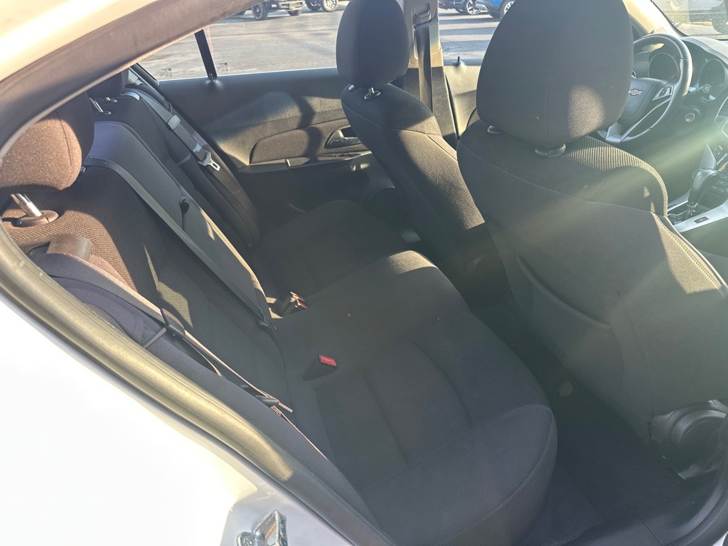 2014 Chevrolet Cruze Image 7