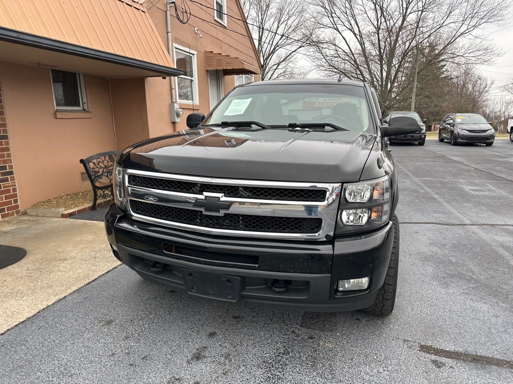 2010 Chevrolet Silverado 1500 Image 3