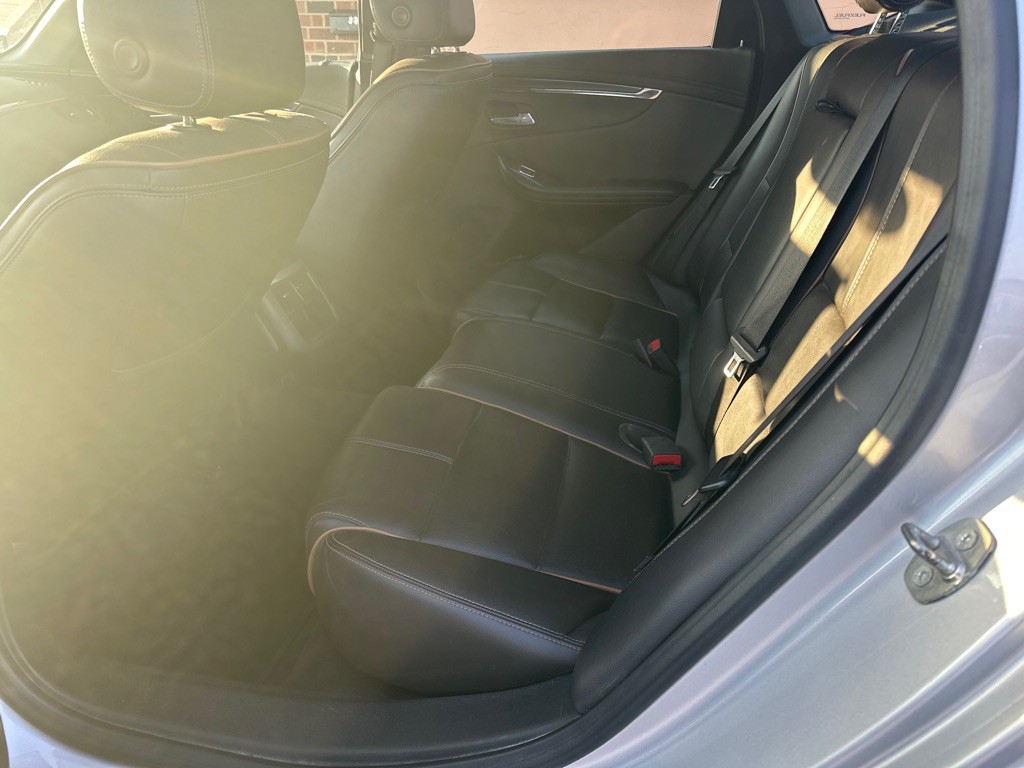 2017 Chevrolet Impala Image 17
