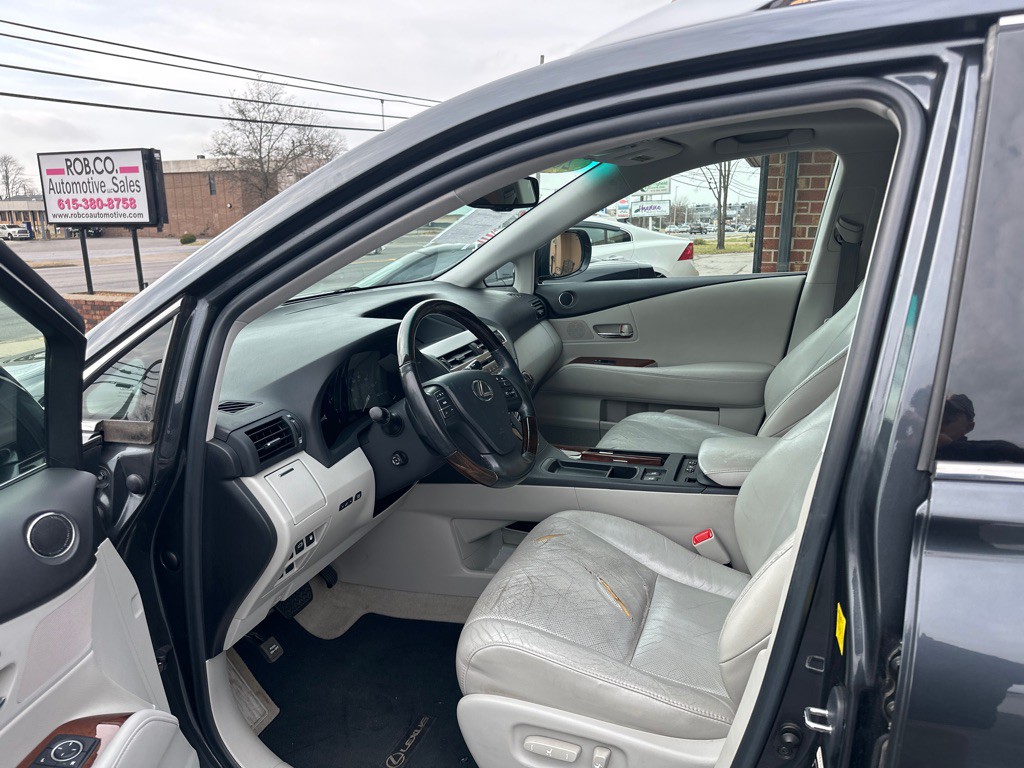 2010 Lexus RX Image 6
