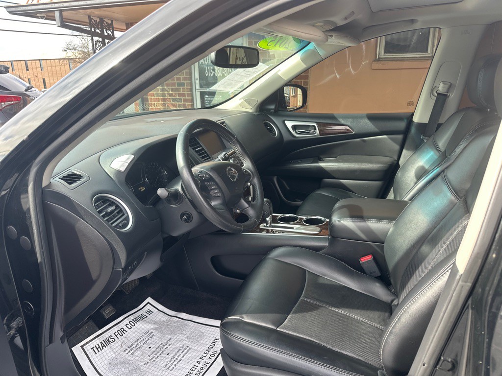 2015 Nissan Pathfinder Image 7