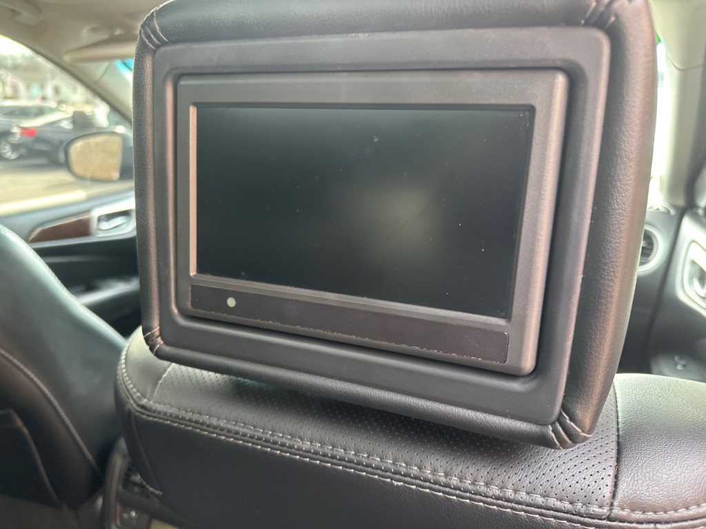 2015 Nissan Pathfinder Image 15