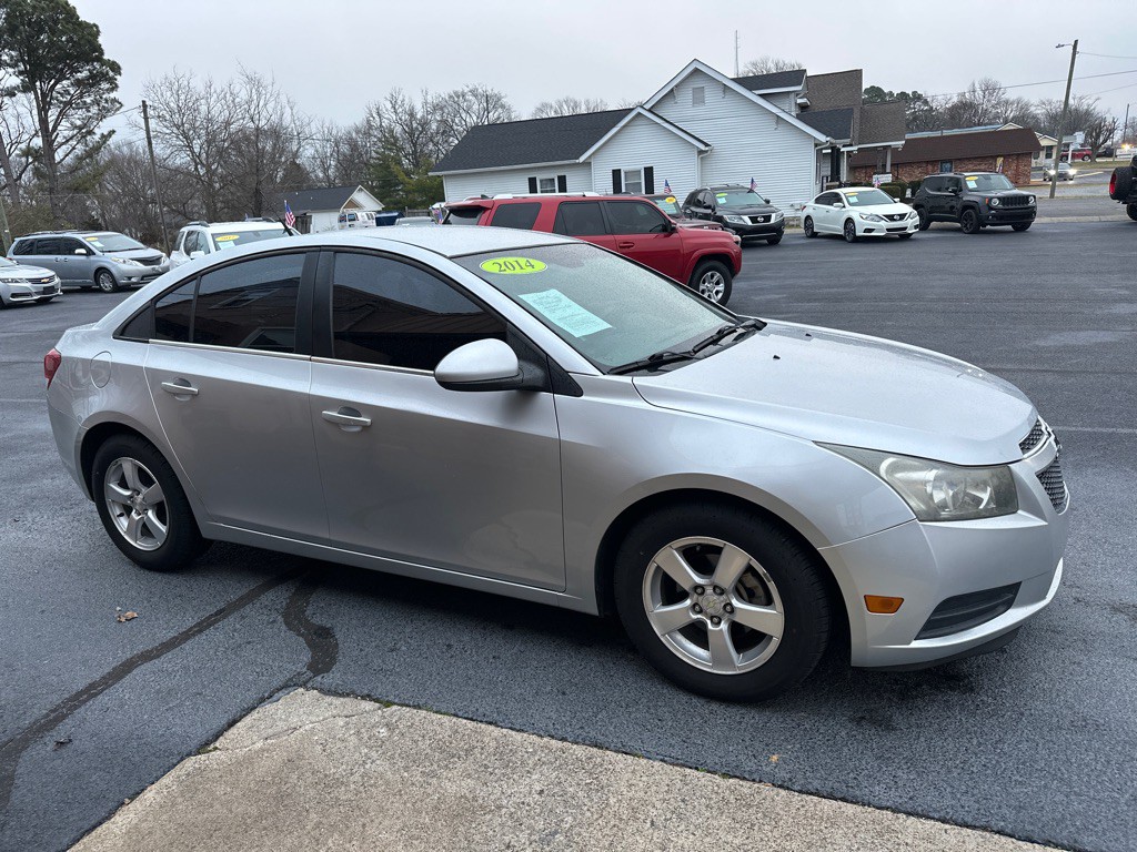 2014 Chevrolet Cruze Image 3