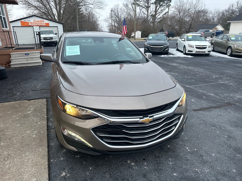 2023 Chevrolet Malibu Image 4